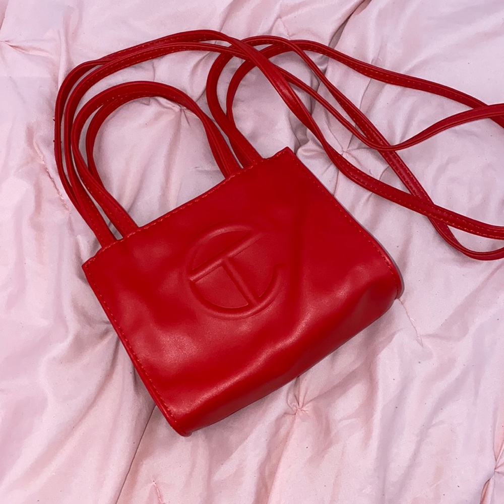 Red telfar bag